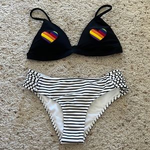 Hollister swim top & bottom